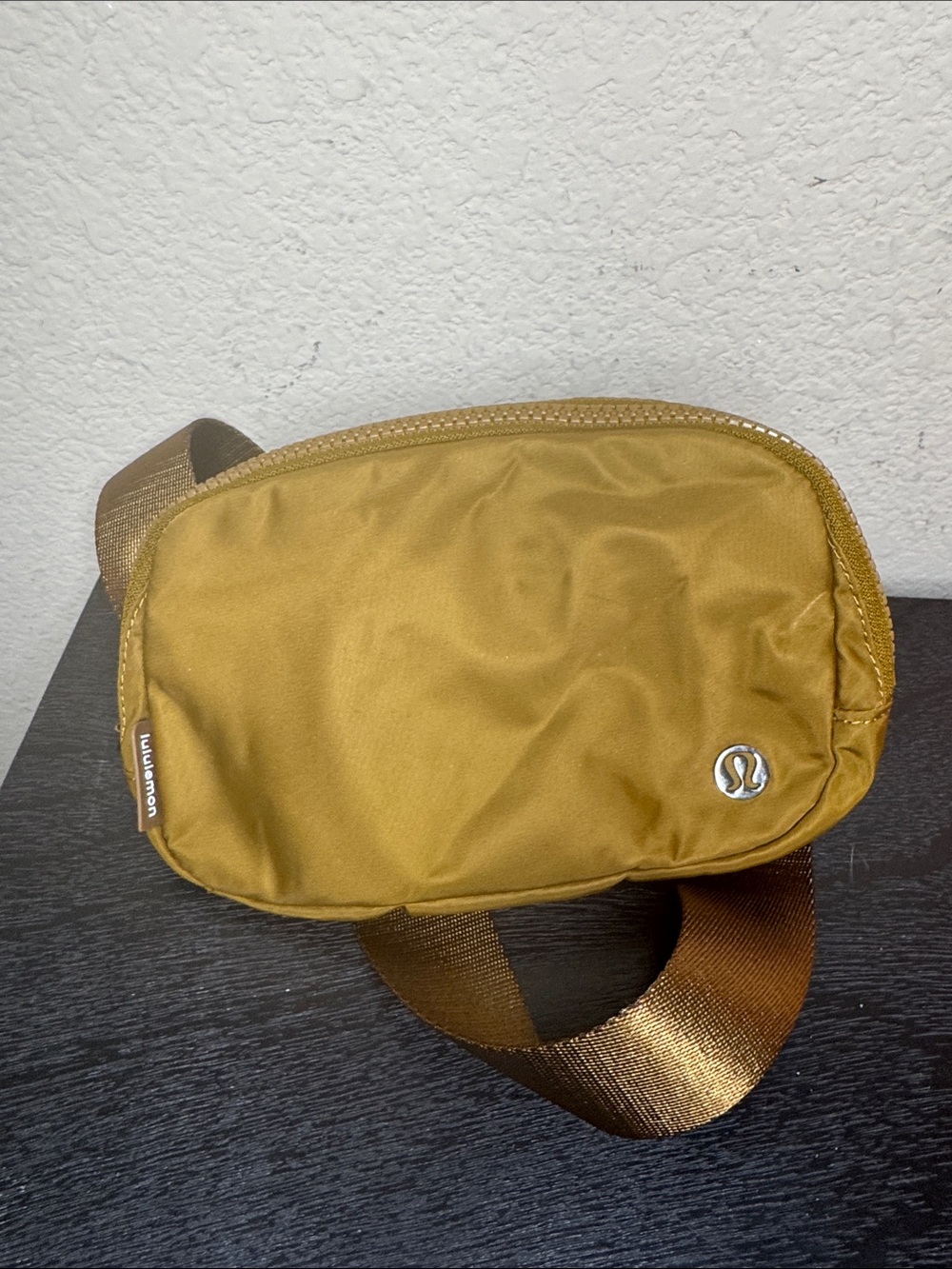 Lululemon Everywhere Belt Bag